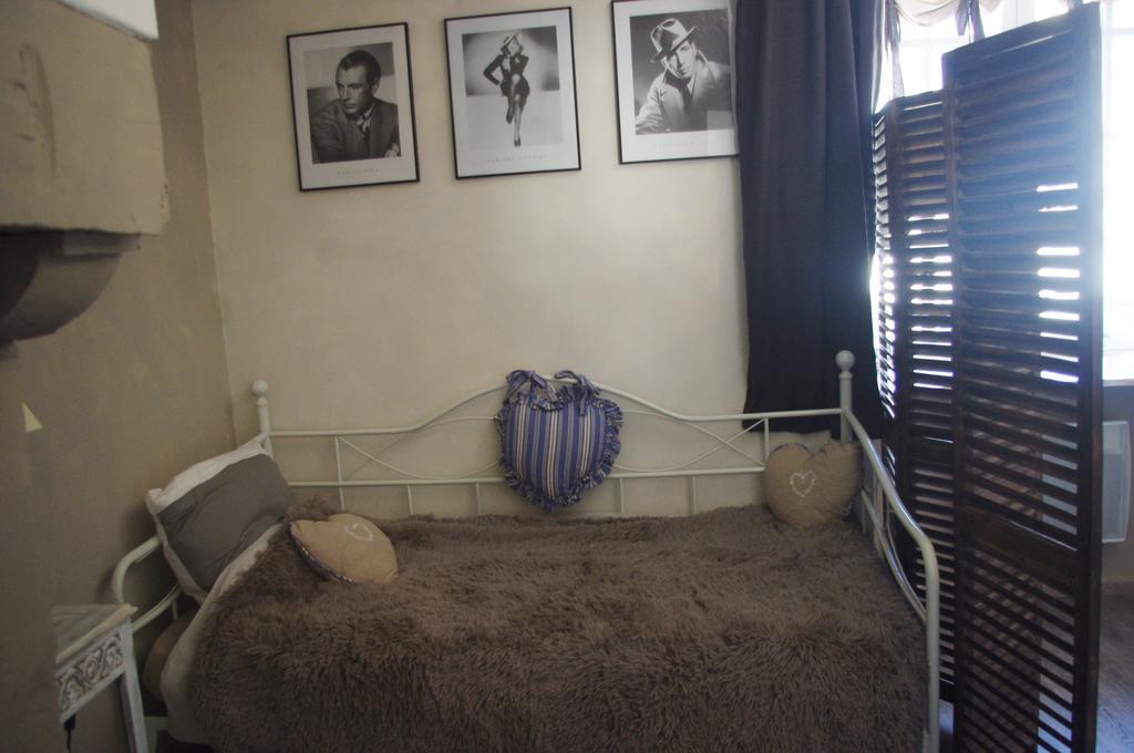 Apartment Du Passant Rennais Avec Balcon Sur Cour *